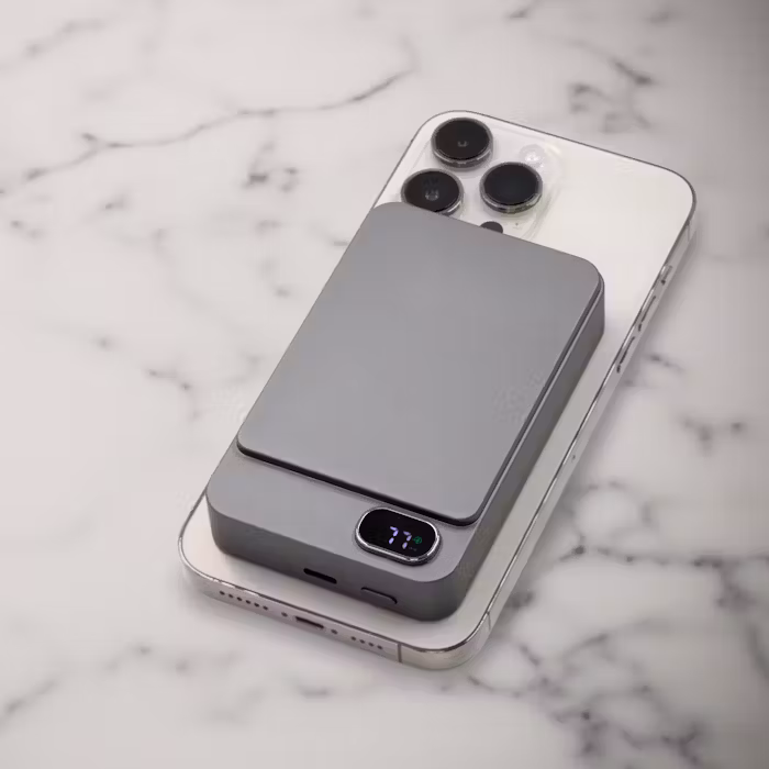 Brand Charger 10,000mAh Powerwave