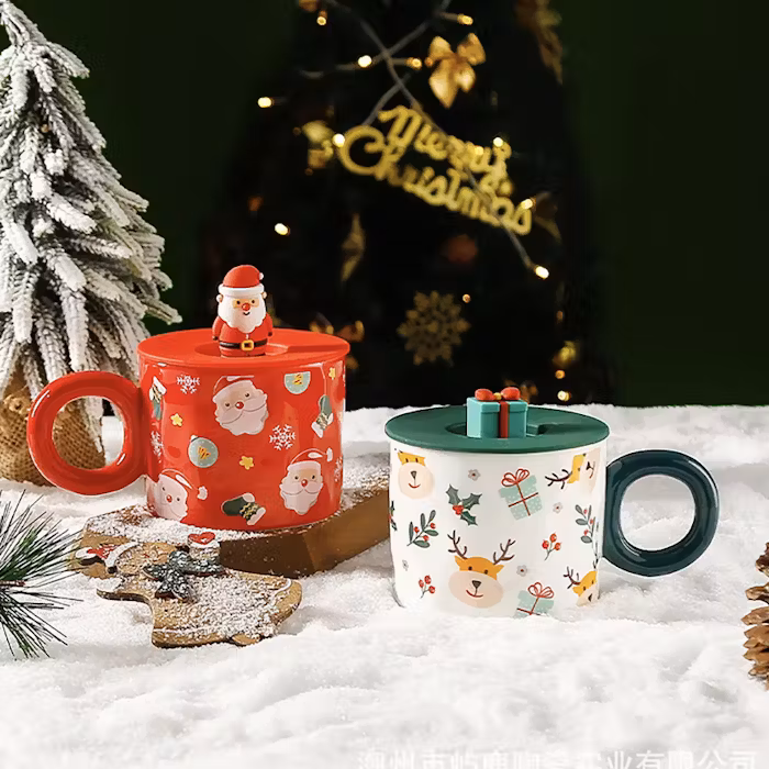 Christmas Ceramic Mug with Silicone Lid